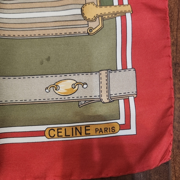 CELINE SCARF AND FONDATION LOUIS VUITTON TOTE BAG 2 ITEMS - Picture 13 of 14